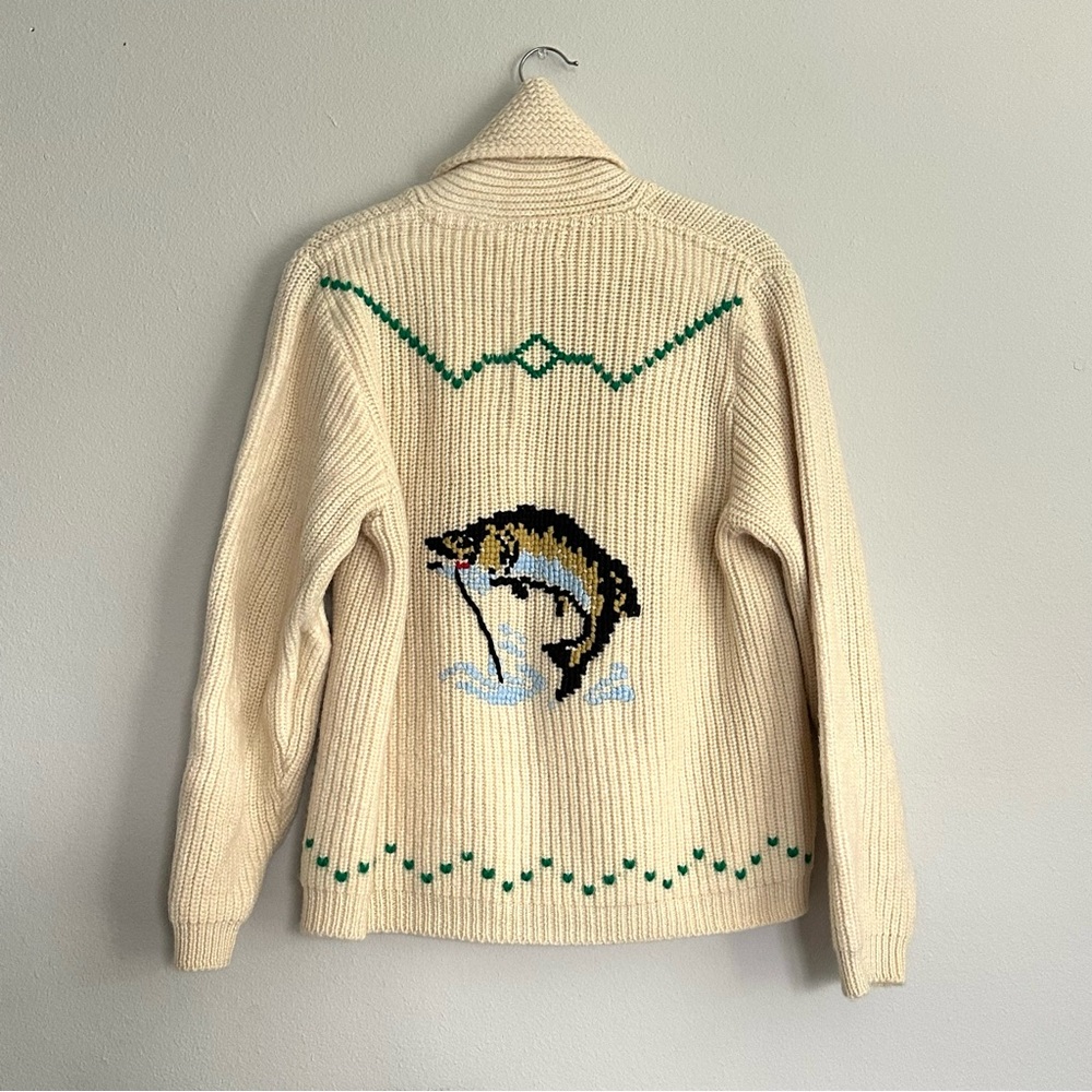 1960’s Tundra Virgin Wool Knit Cardigan fish cozy cabin aesthetic - Picture 2 of 9